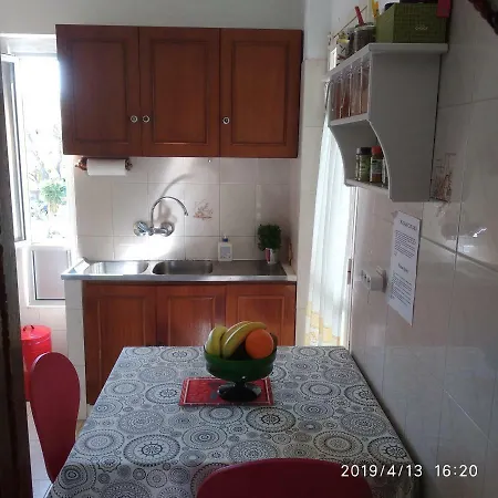 Lägenhet Apartamento T1 *