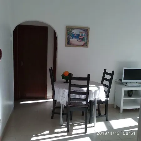 Apartamento T1 *